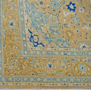Persian Kashan Rug — 180 x 270 cm